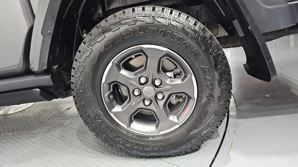 Jeep gladiator