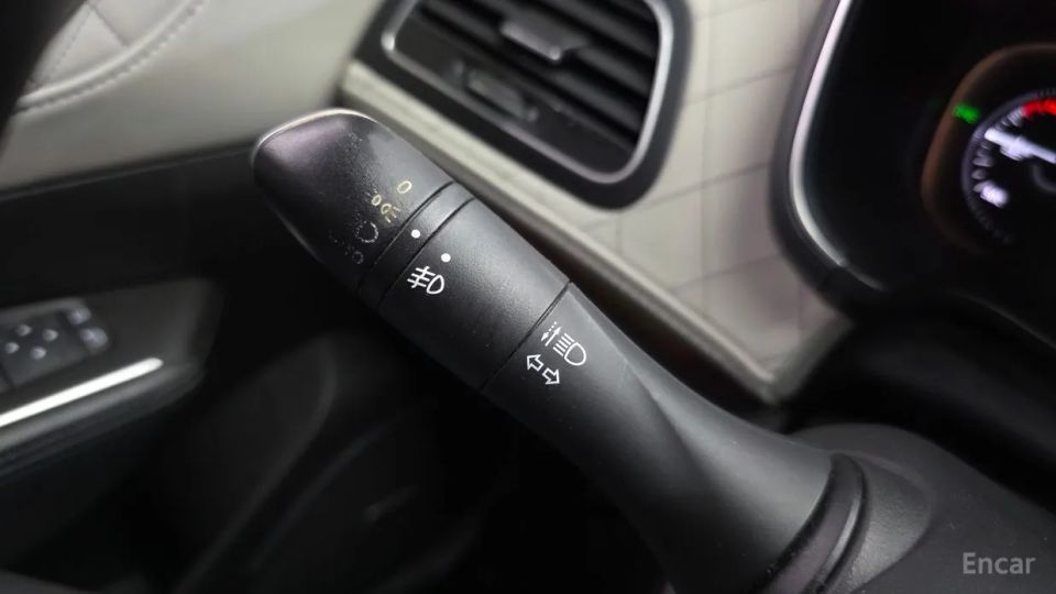 Renault-KoreaSamsung SM6