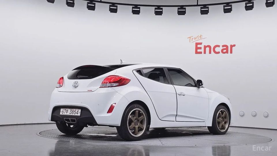 Hyundai Veloster