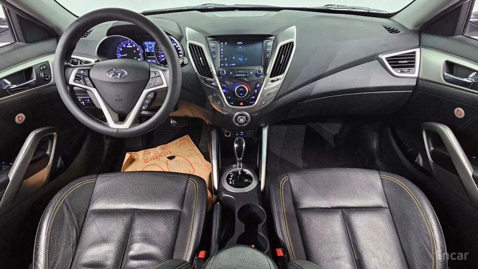 Hyundai Veloster