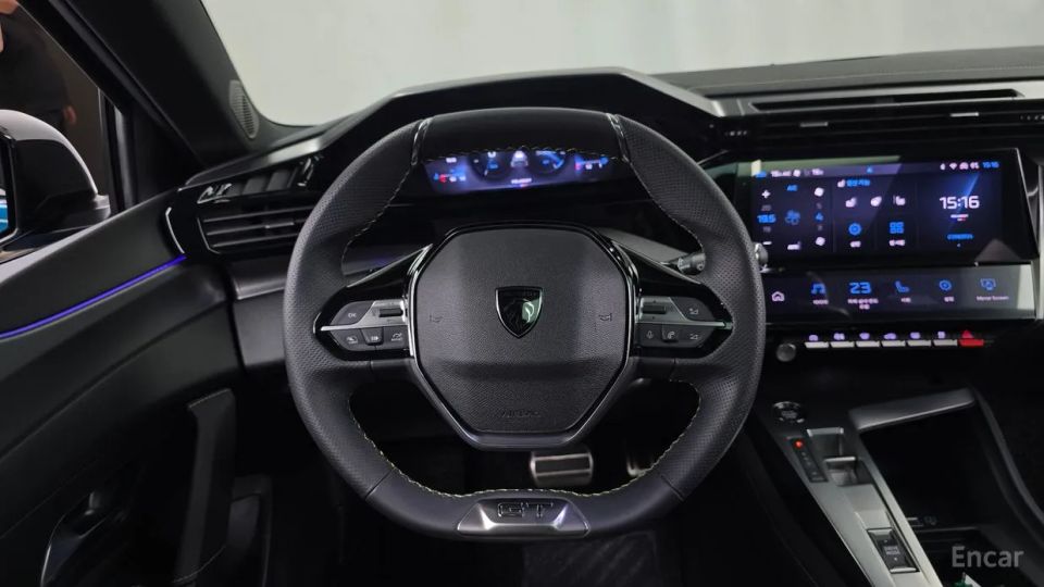 Peugeot 408