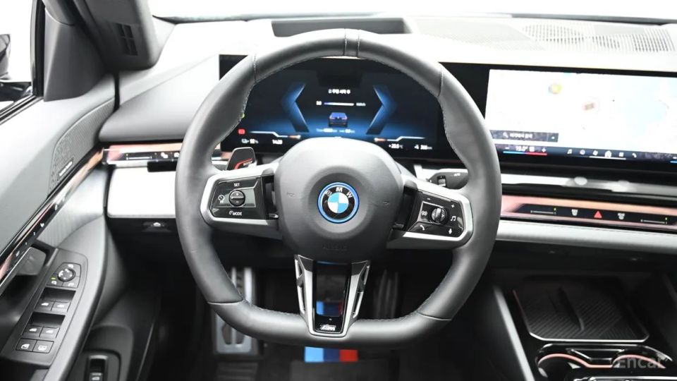 BMW i5