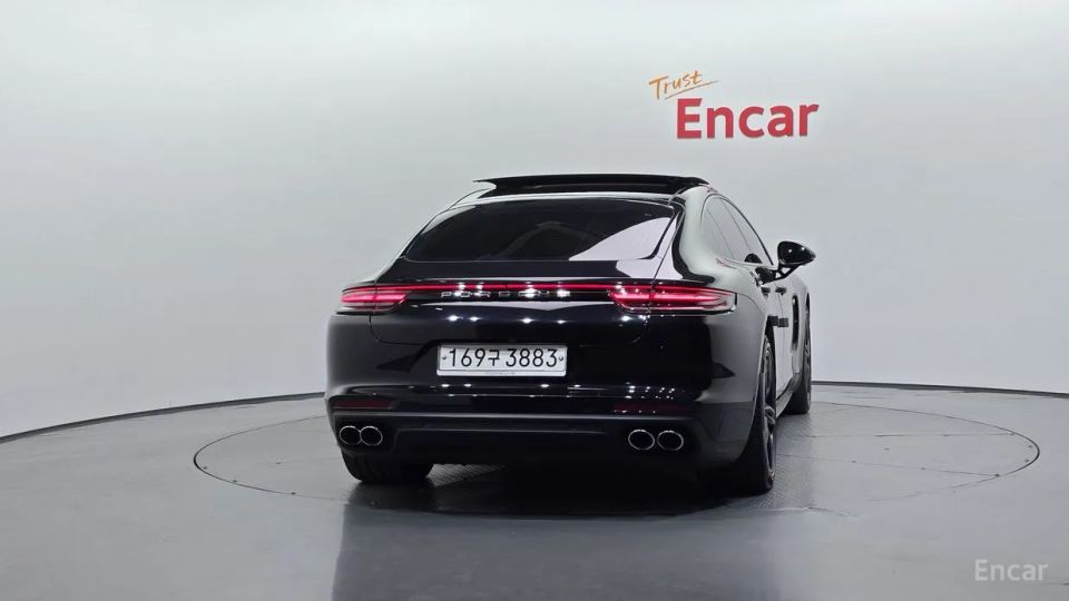 Porsche Panamera