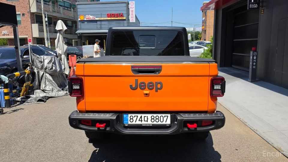Jeep gladiator