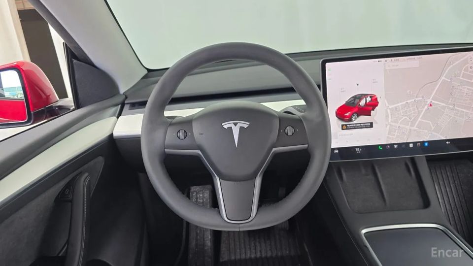 Tesla model-y
