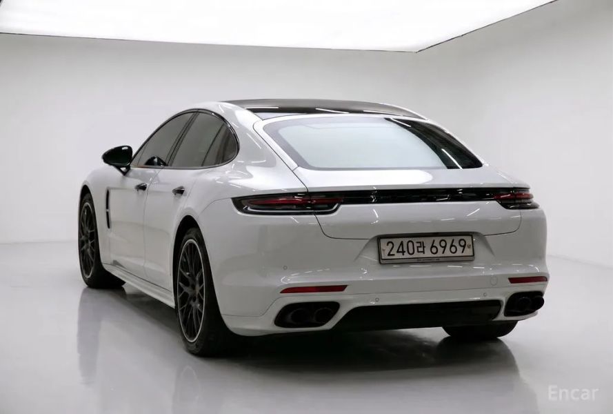 Porsche Panamera