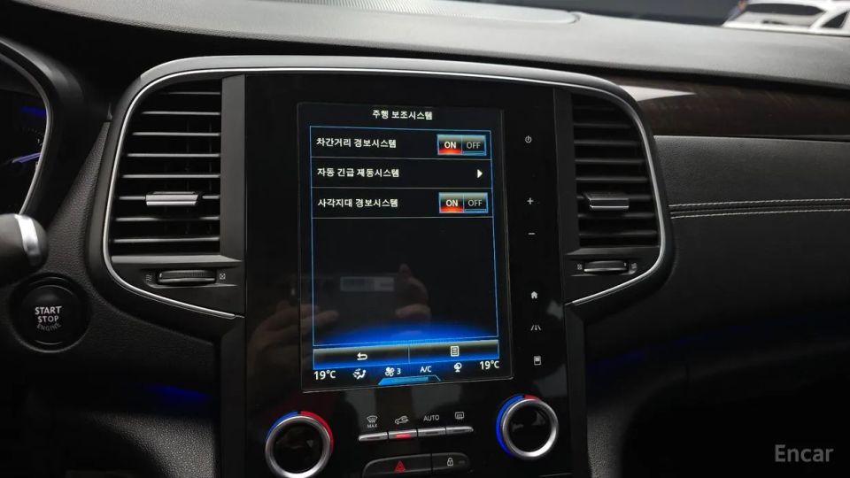 Renault-KoreaSamsung SM6