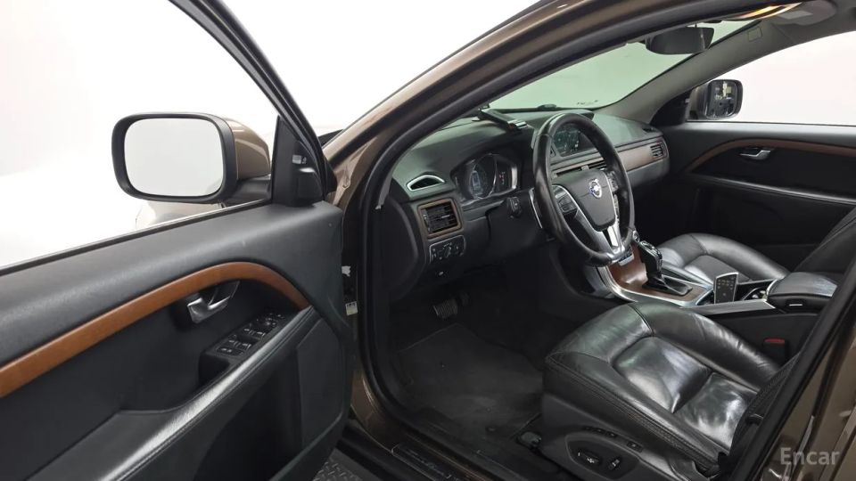 Volvo XC70