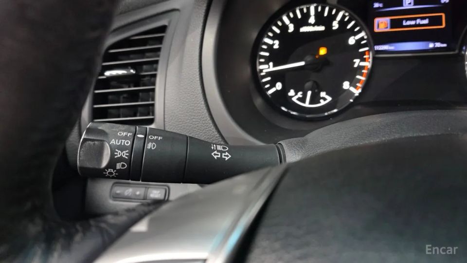Nissan altima