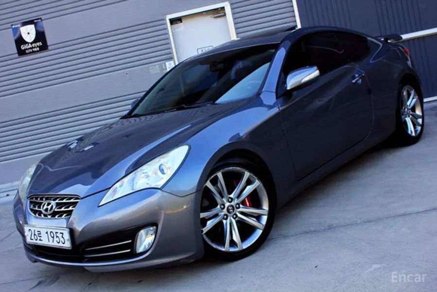 Hyundai Genesis