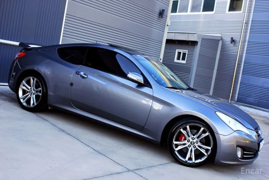 Hyundai Genesis
