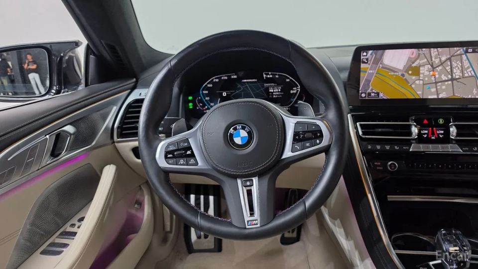 BMW 8-series