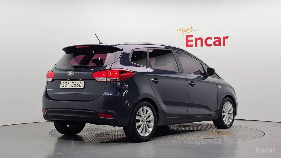 Kia Carens