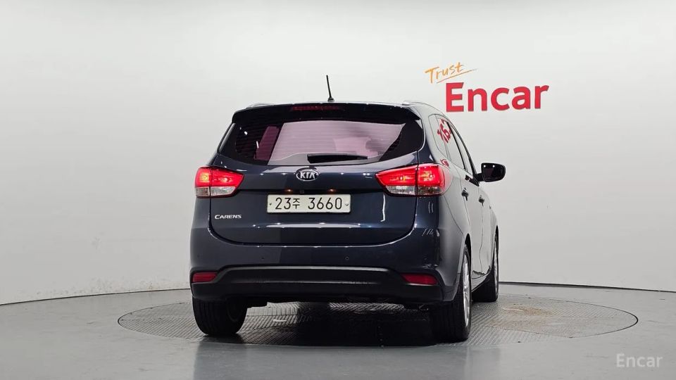 Kia Carens