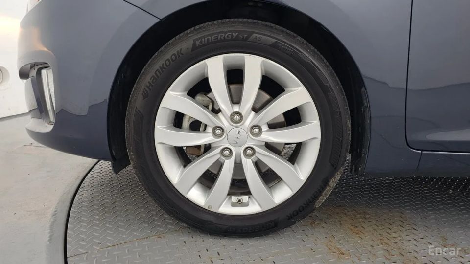 Kia Carens
