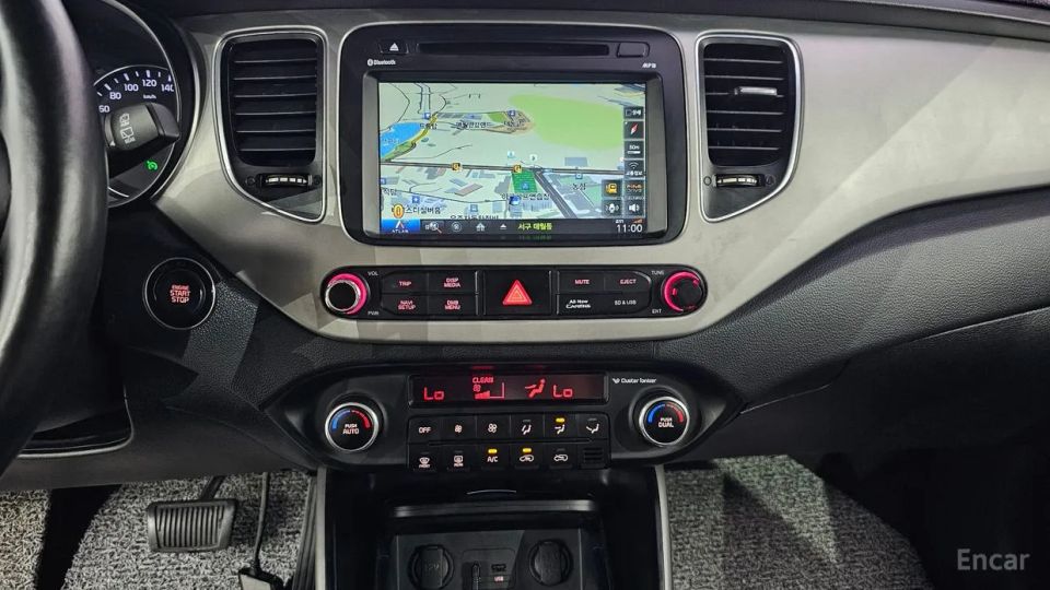 Kia Carens