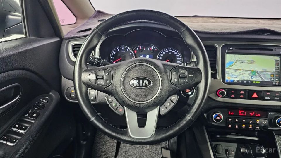 Kia Carens