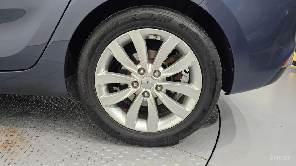 Kia Carens