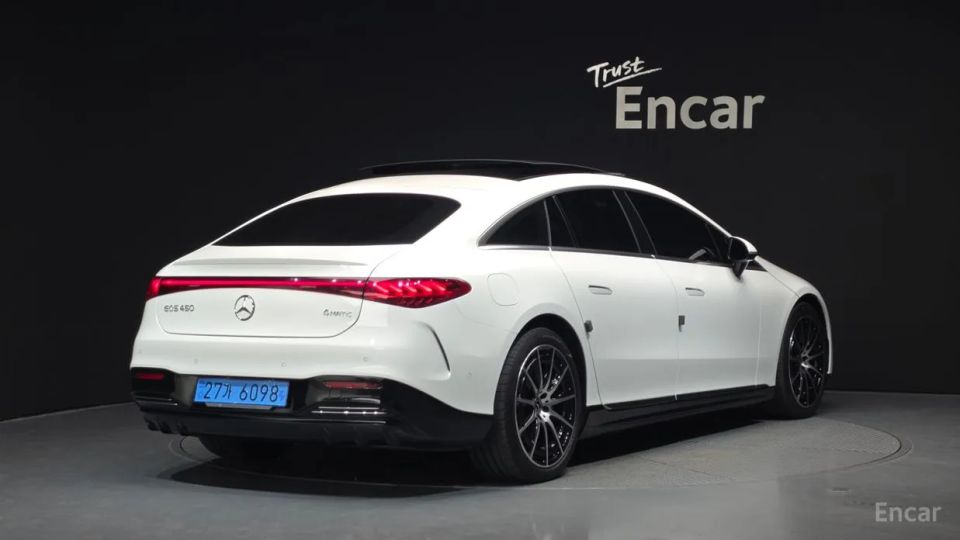 Mercedes-Benz EQS