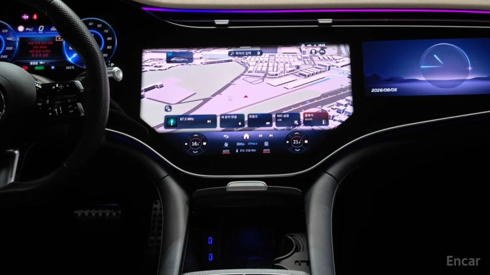 Mercedes-Benz EQS
