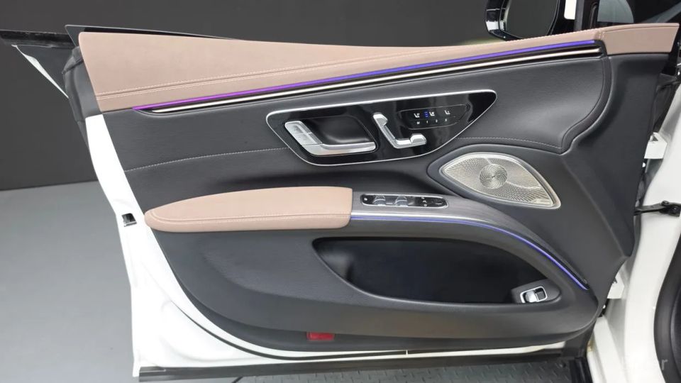 Mercedes-Benz EQS