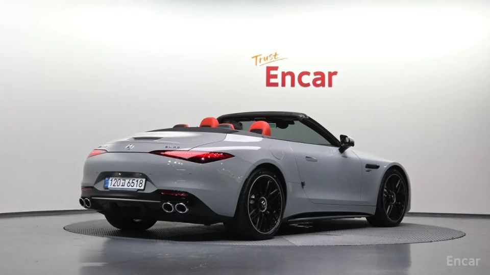 Mercedes-Benz SL-Class