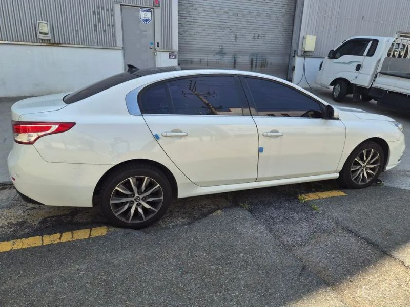 Renault-KoreaSamsung SM5