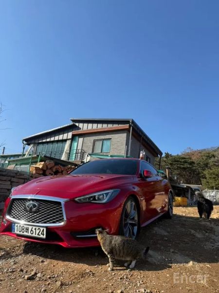 Infiniti Q60