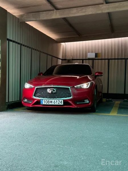 Infiniti Q60
