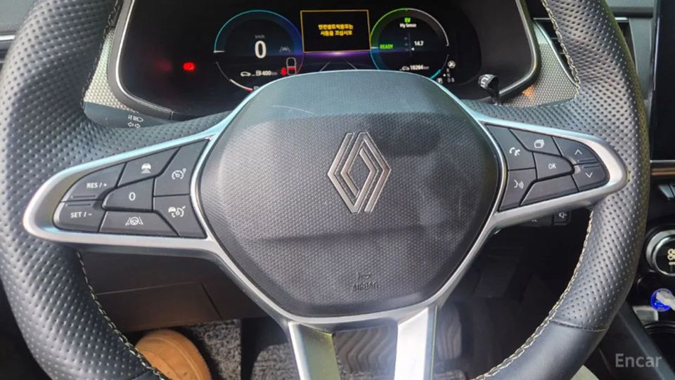 Renault-KoreaSamsung Arkana