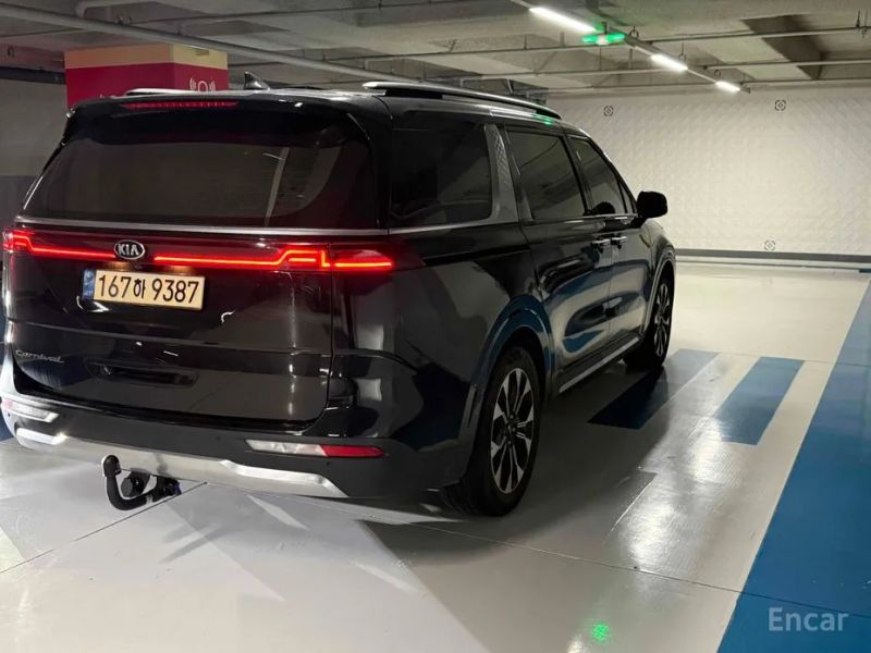Kia Canival