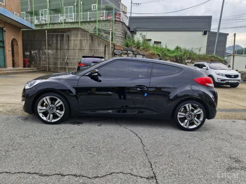 Hyundai Veloster