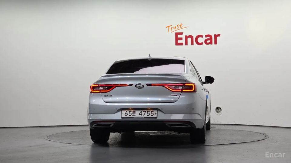 Renault-KoreaSamsung SM6
