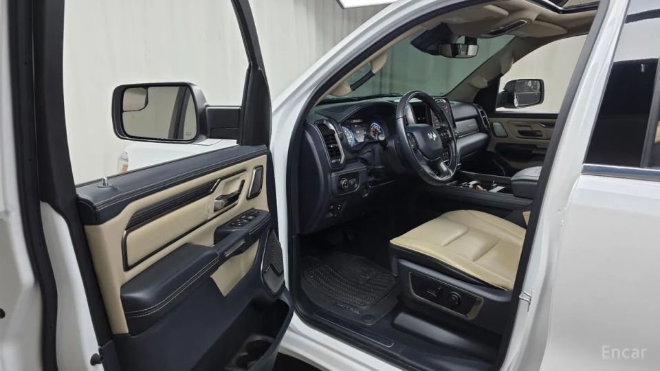 Dodge Ram Pick Up