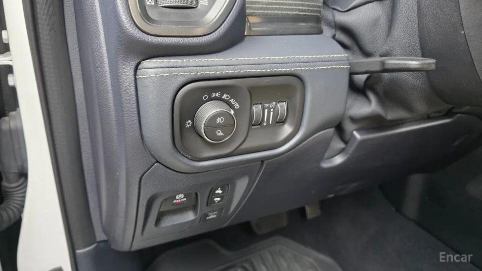 Dodge Ram Pick Up