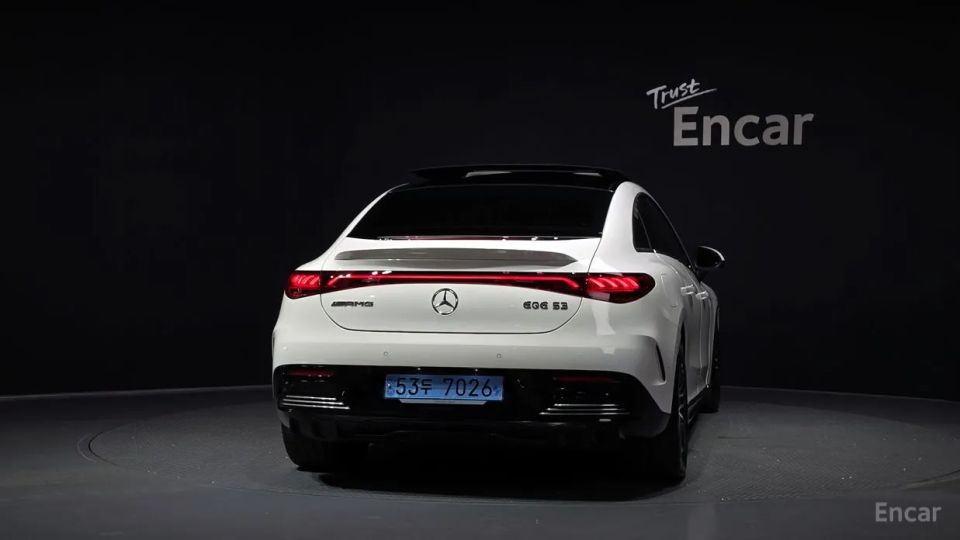 Mercedes-Benz EQE