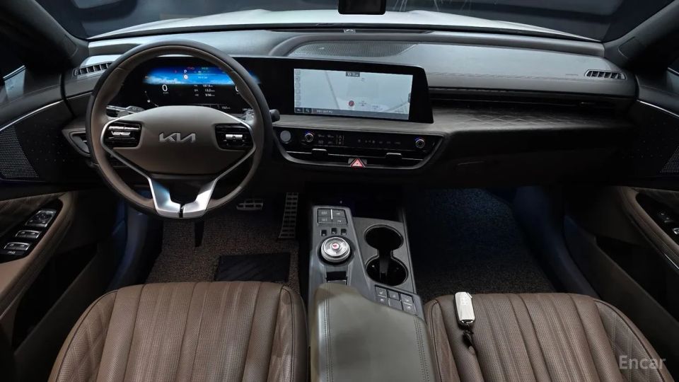 Kia K8