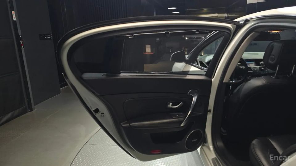 Renault-KoreaSamsung SM5