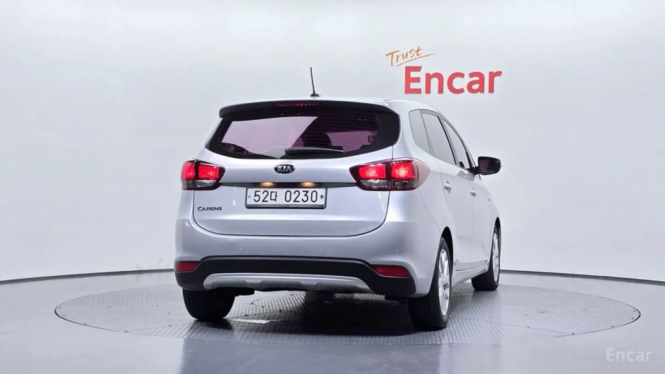 Kia Carens