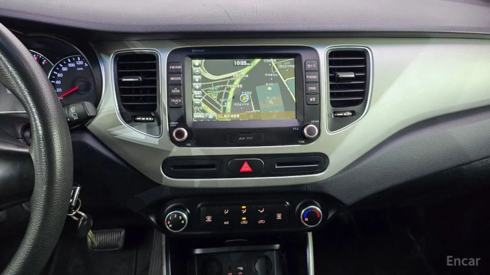 Kia Carens
