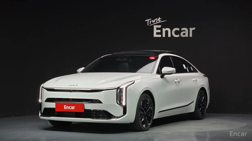 Kia K8
