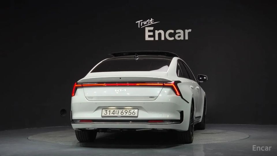 Kia K8