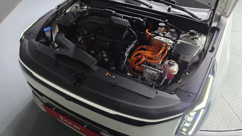Kia K8