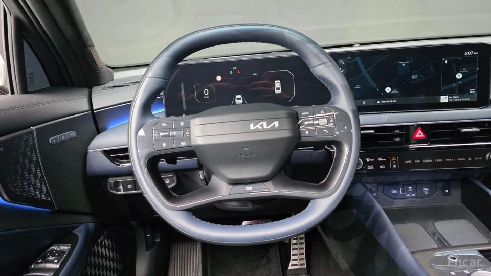 Kia K8