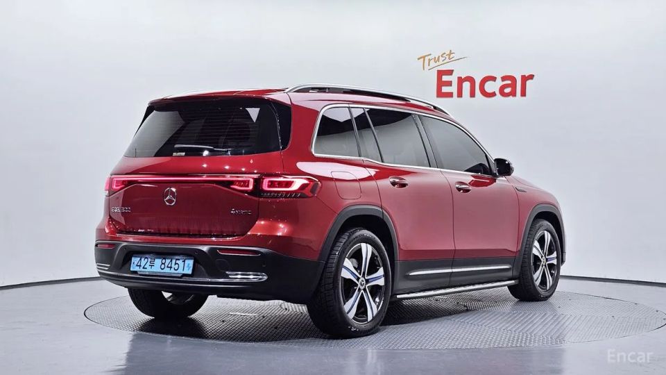 Mercedes-Benz EQB