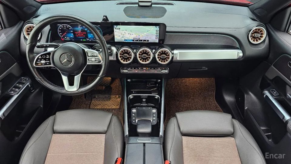 Mercedes-Benz EQB