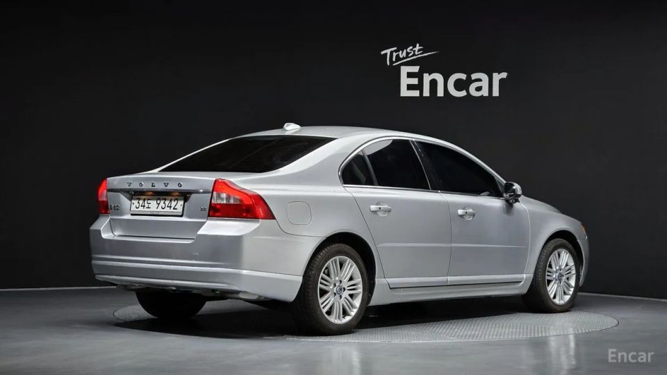 Volvo S80