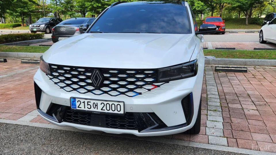 Renault-KoreaSamsung Grand Koleos