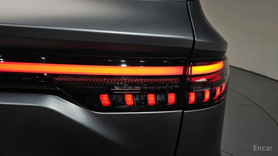 Renault-KoreaSamsung Grand Koleos