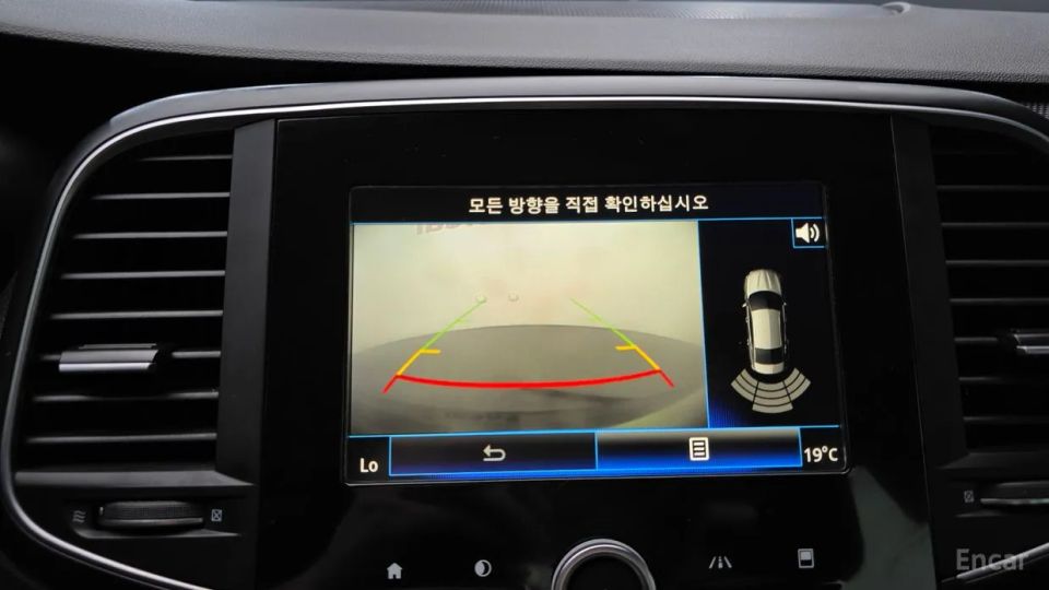 Renault-KoreaSamsung SM6
